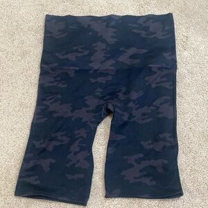 Spanx compression shorts